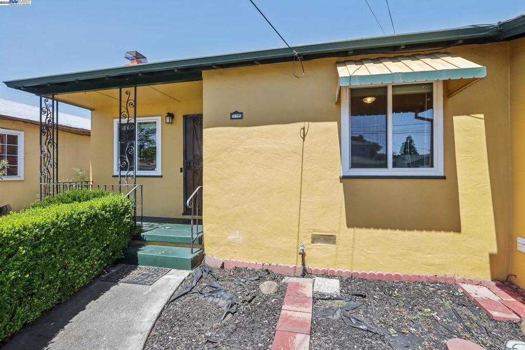 759 Bishop Ave
