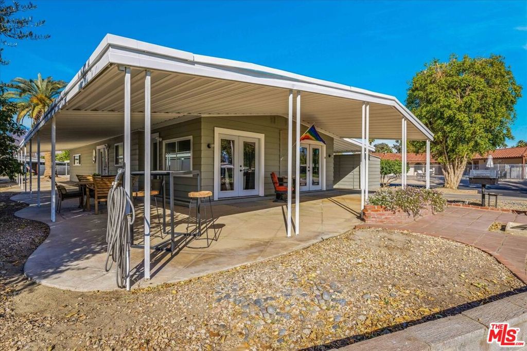 Date Palm Country Cl - Manufactured In Park