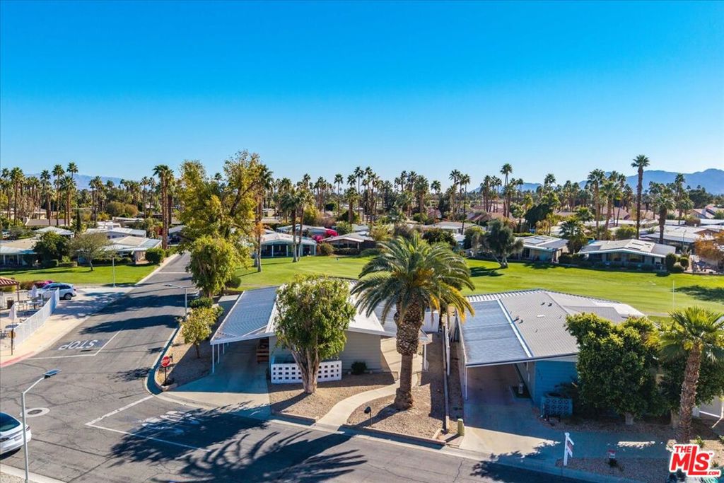 Date Palm Country Cl - Manufactured In Park