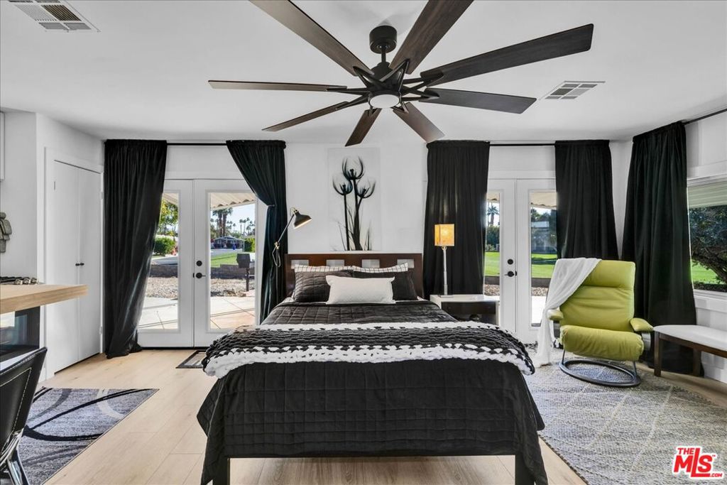 Date Palm Country Cl - Manufactured In Park