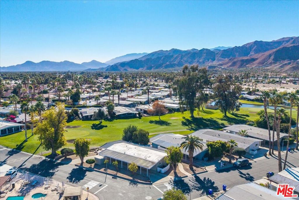 Date Palm Country Cl - Manufactured In Park