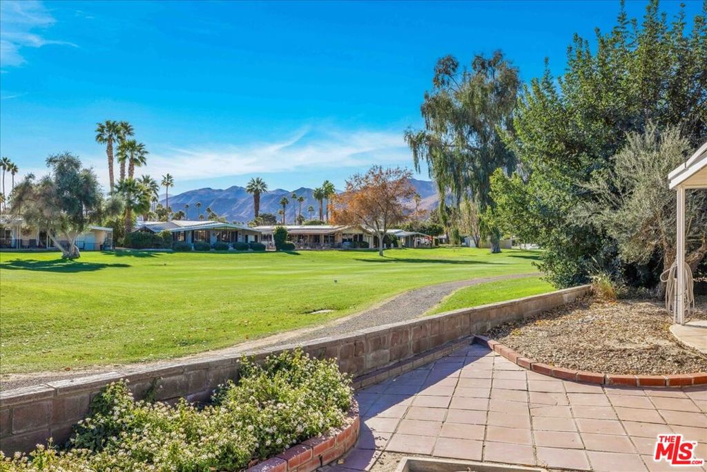 Date Palm Country Cl - Manufactured In Park