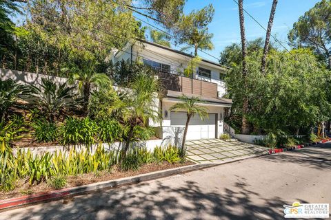 Photo of 6309 Ivarene Avenue, Los Angeles, CA 90068 (MLS # 26711771PS)