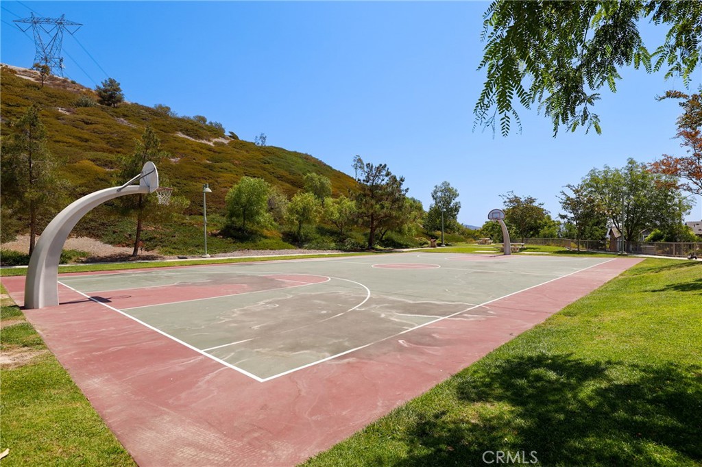 Serrano Heights - Residential