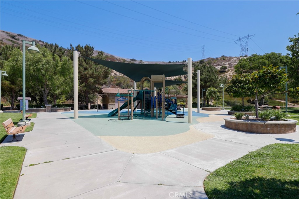 Serrano Heights - Residential