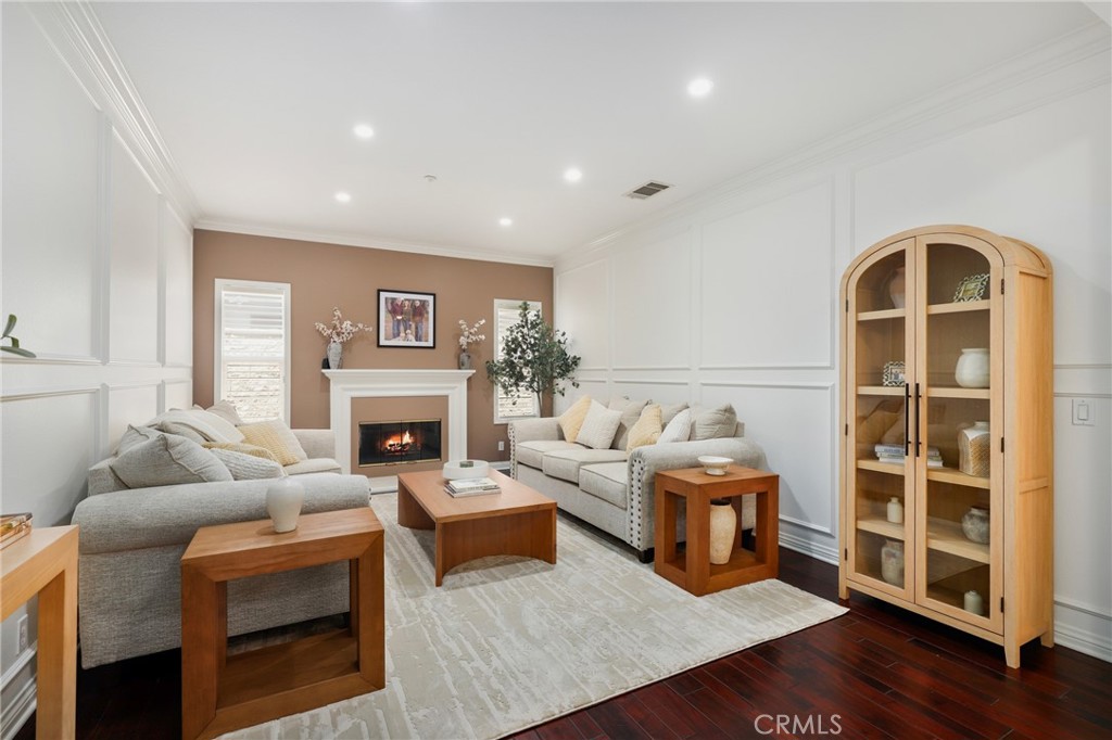 Serrano Heights - Residential