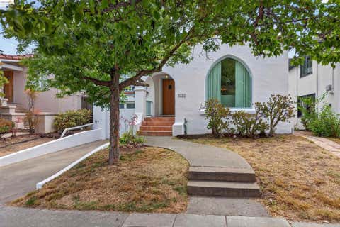 Photo of 3996 Oakmore Rd RD, Oakland, CA 94602 (MLS # 41145873)
