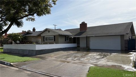 5410 W Davit Avenue Santa Ana CA 92704