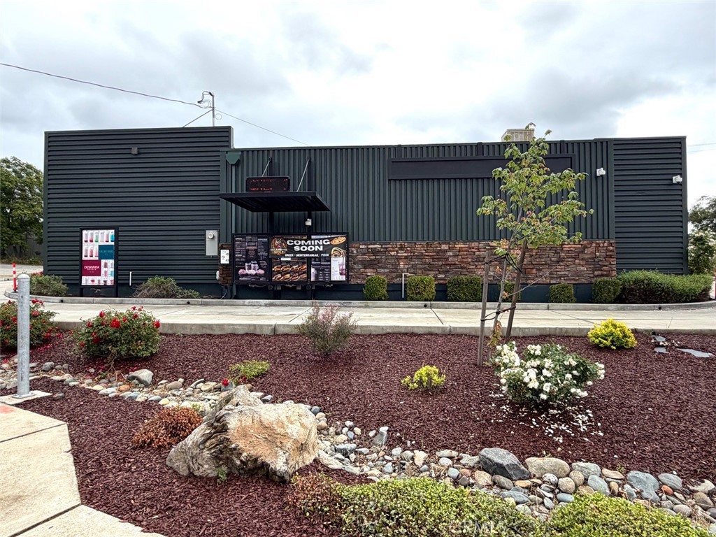 1355 Washington Avenue