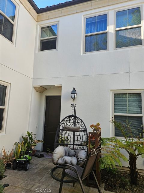 Photo of 2071 Atlantic Ave, Long Beach, CA 90806 (MLS # OC26076068)