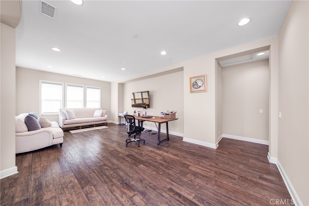 HIGHLANDS (BKHGL) - Residential Lease