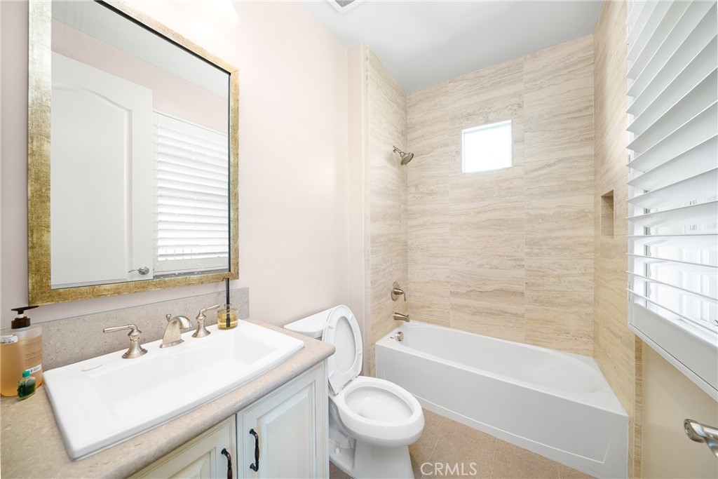 HIGHLANDS (BKHGL) - Residential Lease