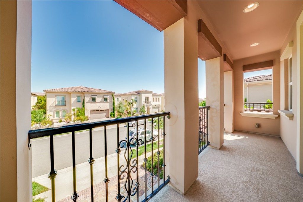 HIGHLANDS (BKHGL) - Residential Lease