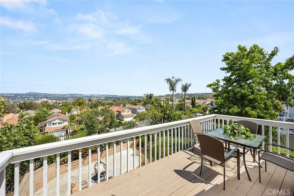 Laguna Niguel, California 92677, United States, 3 Bedrooms Bedrooms, ,3 BathroomsBathrooms,Residential,Active,165998