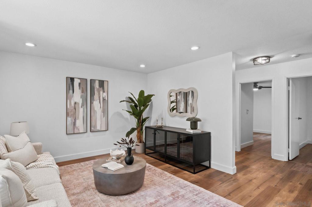 13754 Mango Dr 103