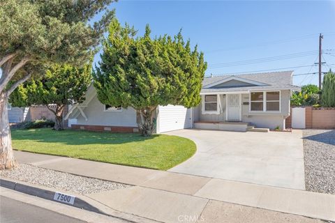 Photo of 7500 El Chino Cir, Buena Park, CA 90620 (MLS # SW25252047)