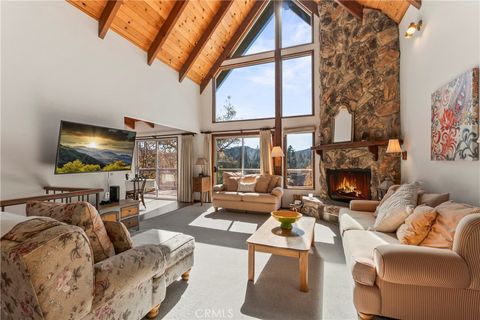 Photo of 26669 Modoc Lane, Lake Arrowhead, CA 92352 (MLS # IG25254075)