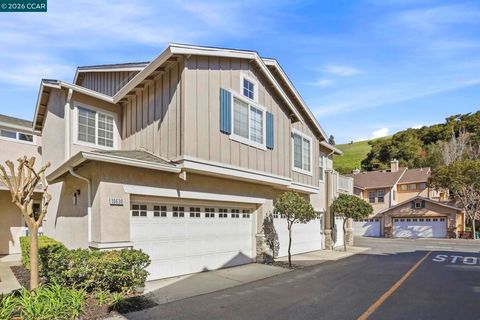 Photo of 10630 10630 Roys Hill Ln Ln, Dublin, CA 94568 (MLS # 41125458)