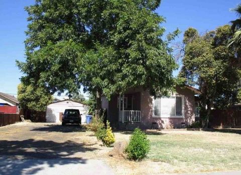 Photo of 1255 Carol Ave, Merced, CA 95341 (MLS # SR25276679)