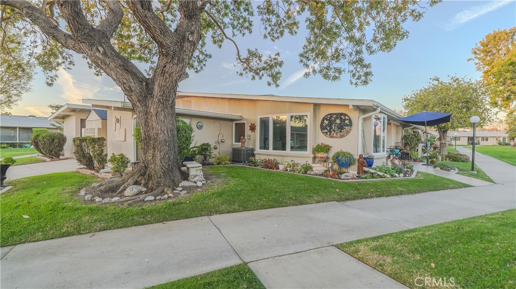 1621 Interlachen 265F