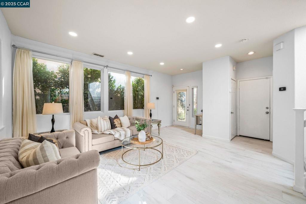 PACHECO - Residential