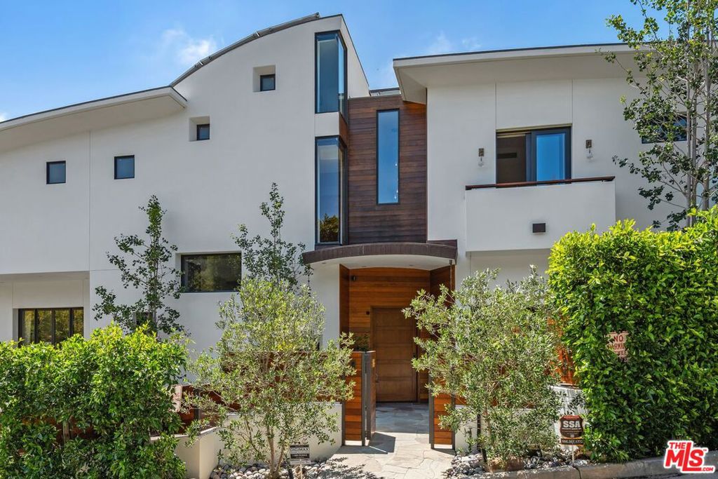 1535 Umeo Road, Los Angeles CA 90272