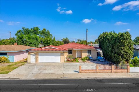 Photo of 12681 Trask Avenue, Garden Grove, CA 92843 (MLS # OC25230442)