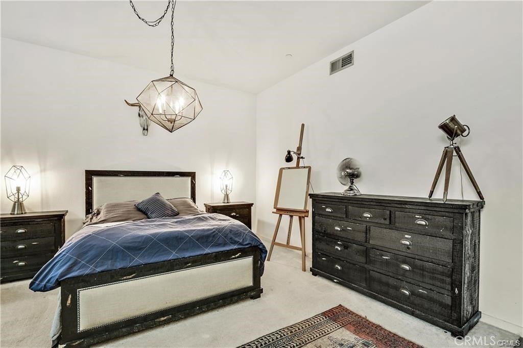 133 E The Promenade N 524