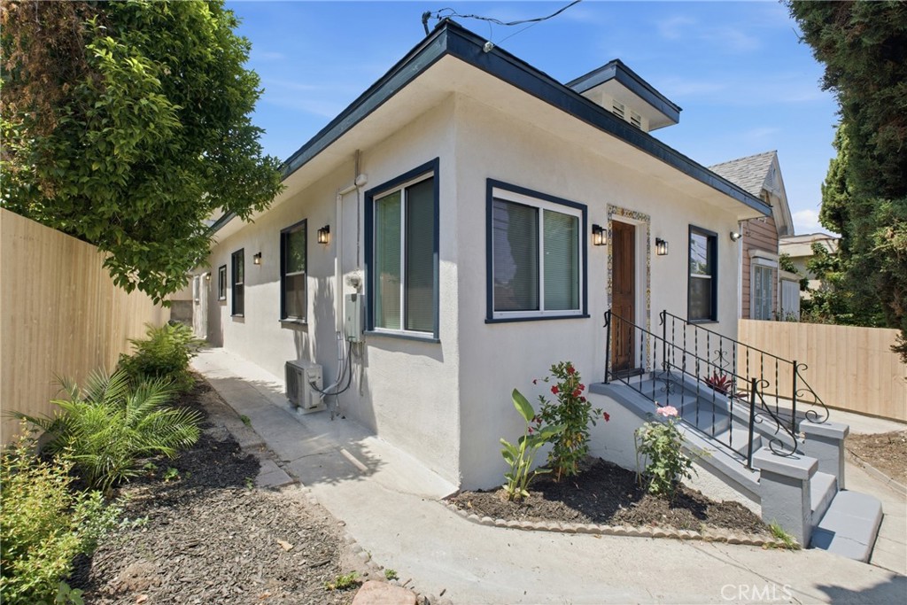 812 Alpine Street