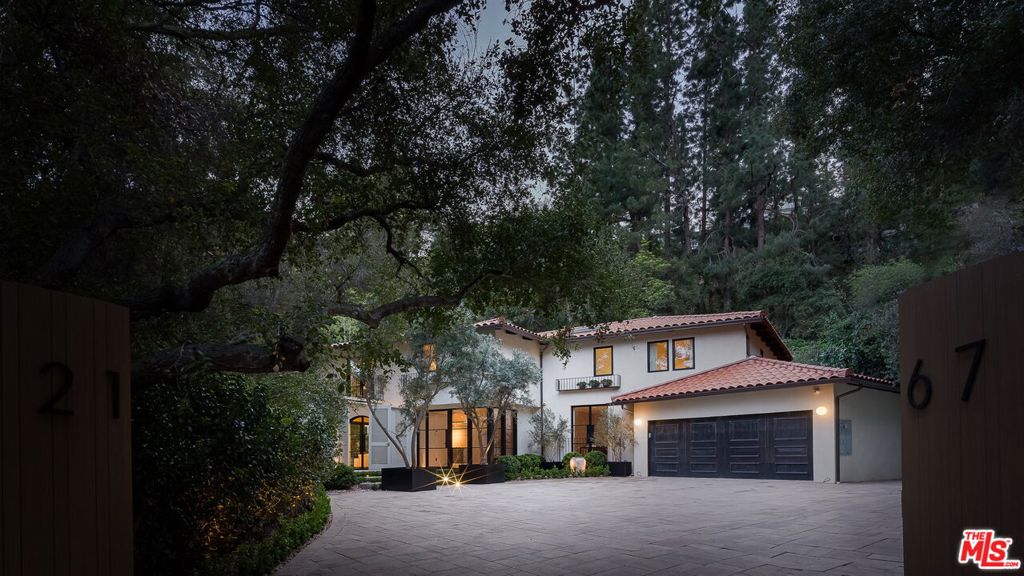 2167 Mandeville Canyon Road