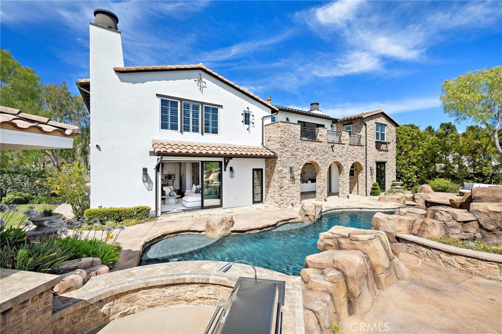 8 Brittlestar Road, Ladera Ranch CA 92694 - Photo 11