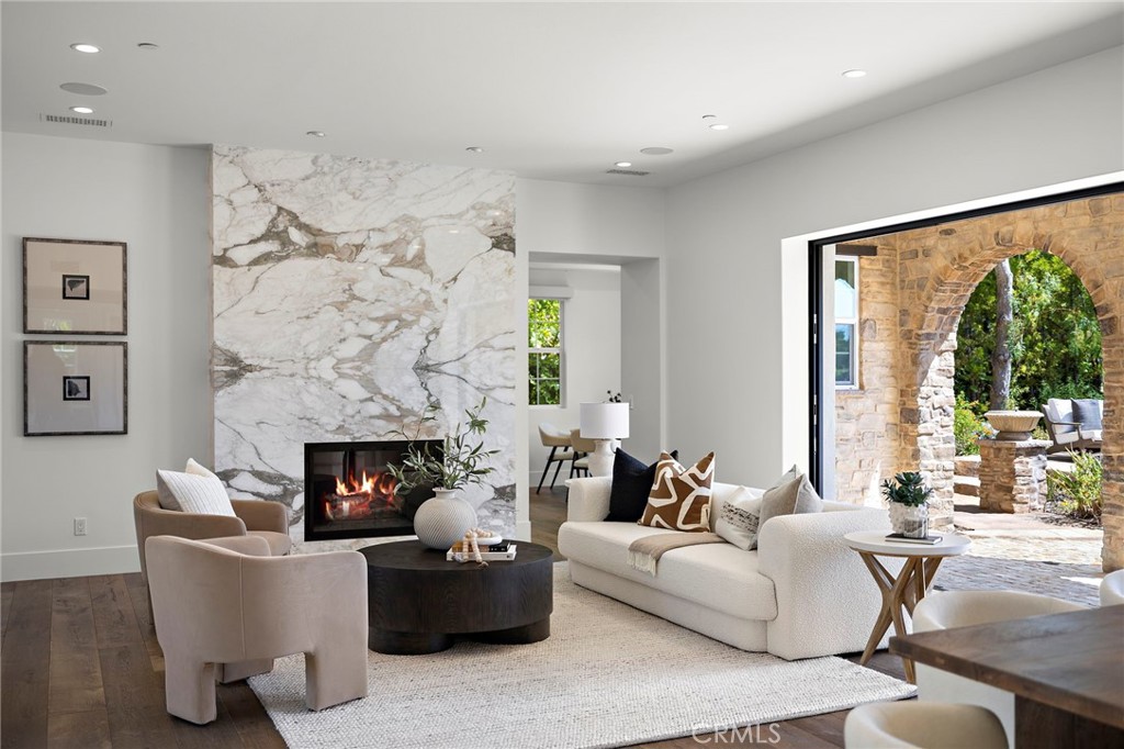 8 Brittlestar Road