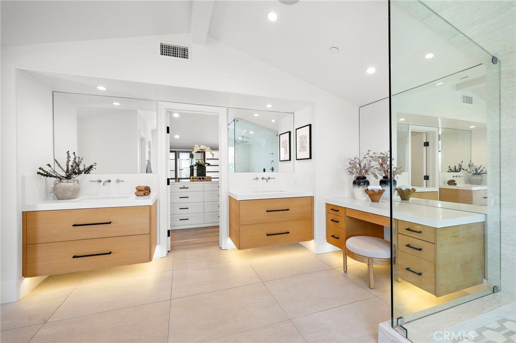 8 Brittlestar Road, Ladera Ranch CA 92694 - Photo 35