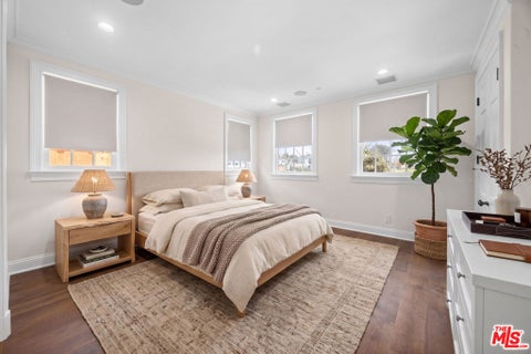 Tiny photo for 1011 Fiske Street, Pacific Palisades, CA 90272 (MLS # 26875289)
