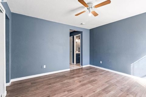 Tiny photo for 2800 2800 Bateman Ln Ln, Modesto, CA 95354 (MLS # 41126310)