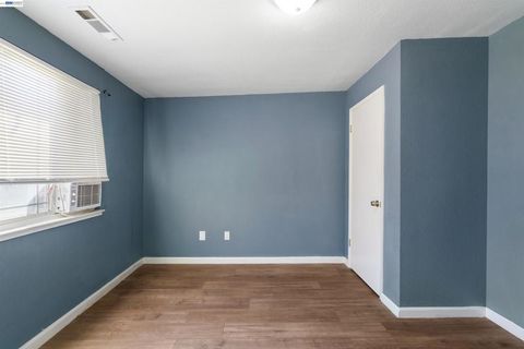Tiny photo for 2800 2800 Bateman Ln Ln, Modesto, CA 95354 (MLS # 41126310)