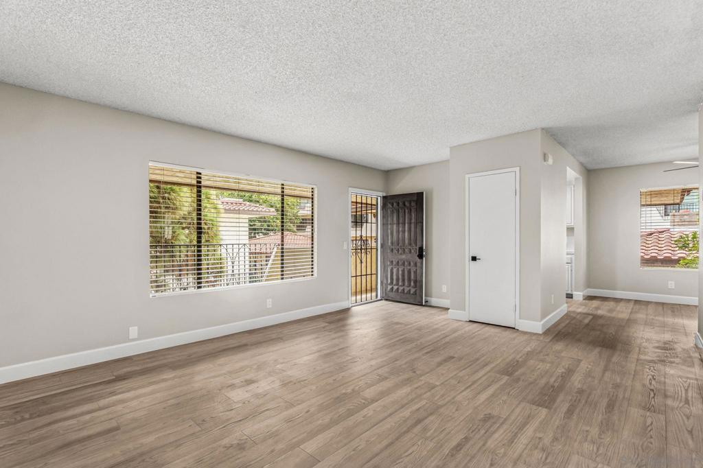 4225 Asher 40