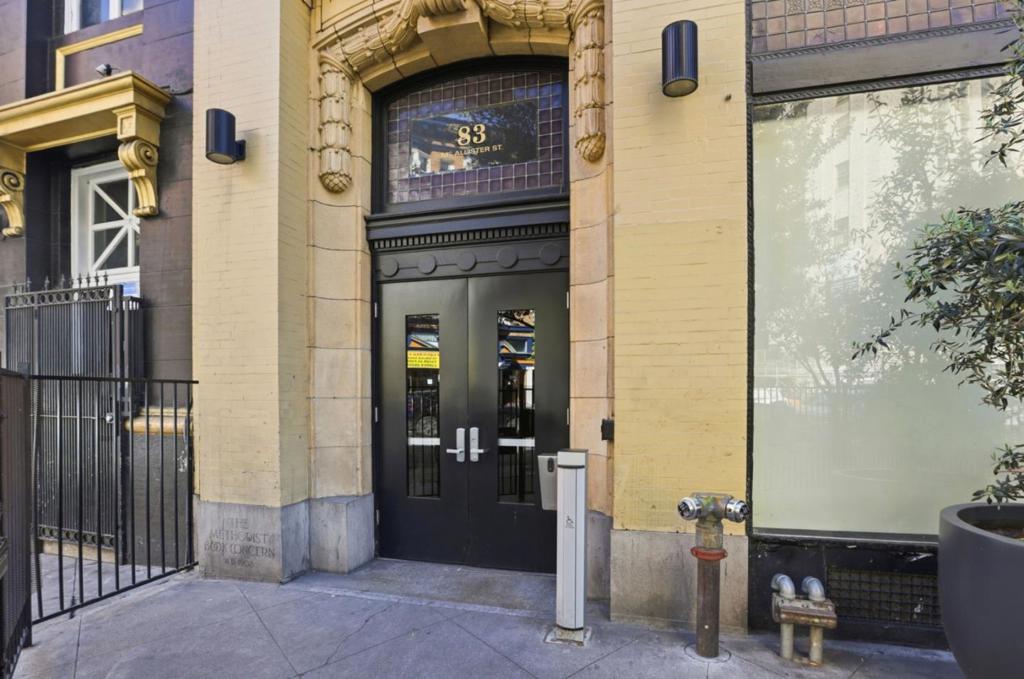 83 Mcallister Street 302