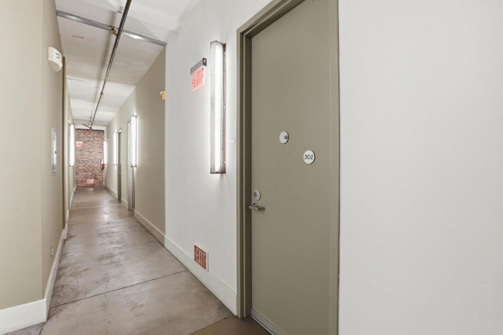 83 Mcallister Street 302