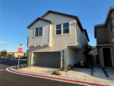 420 Snowdrop Lane Santa Paula CA 93060