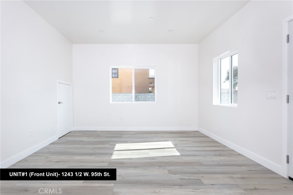1241 W 95th Street