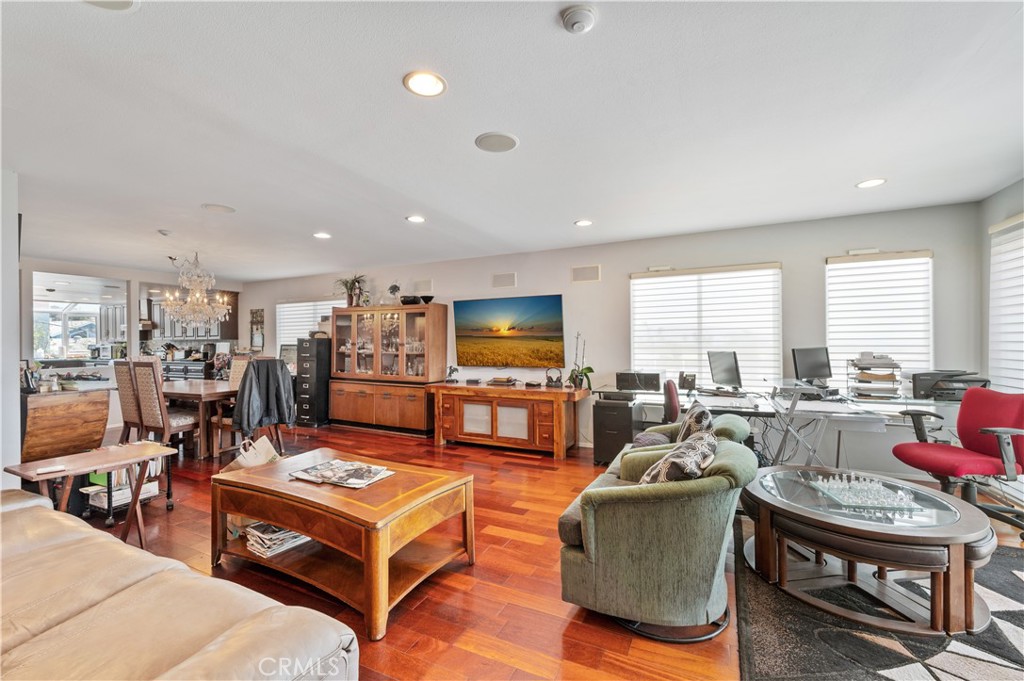867 Aubrey Court 1