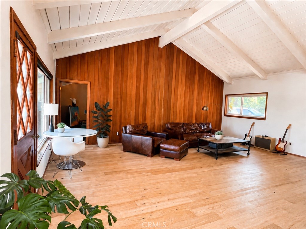 16 Cinnamon Lane