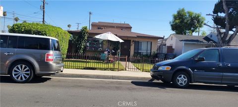 Photo of 12140 215th ST, Hawaiian Gardens, CA 90716 (MLS # RS26101298)