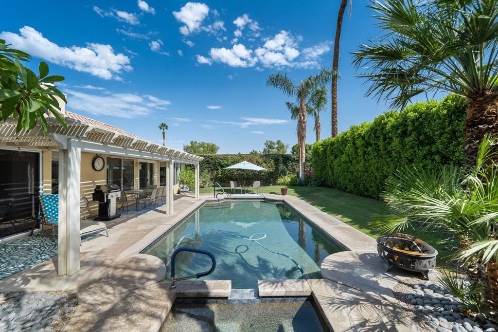 Hovley Court - Residential