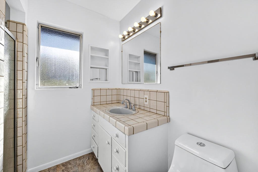 Movie Colony East - Residential