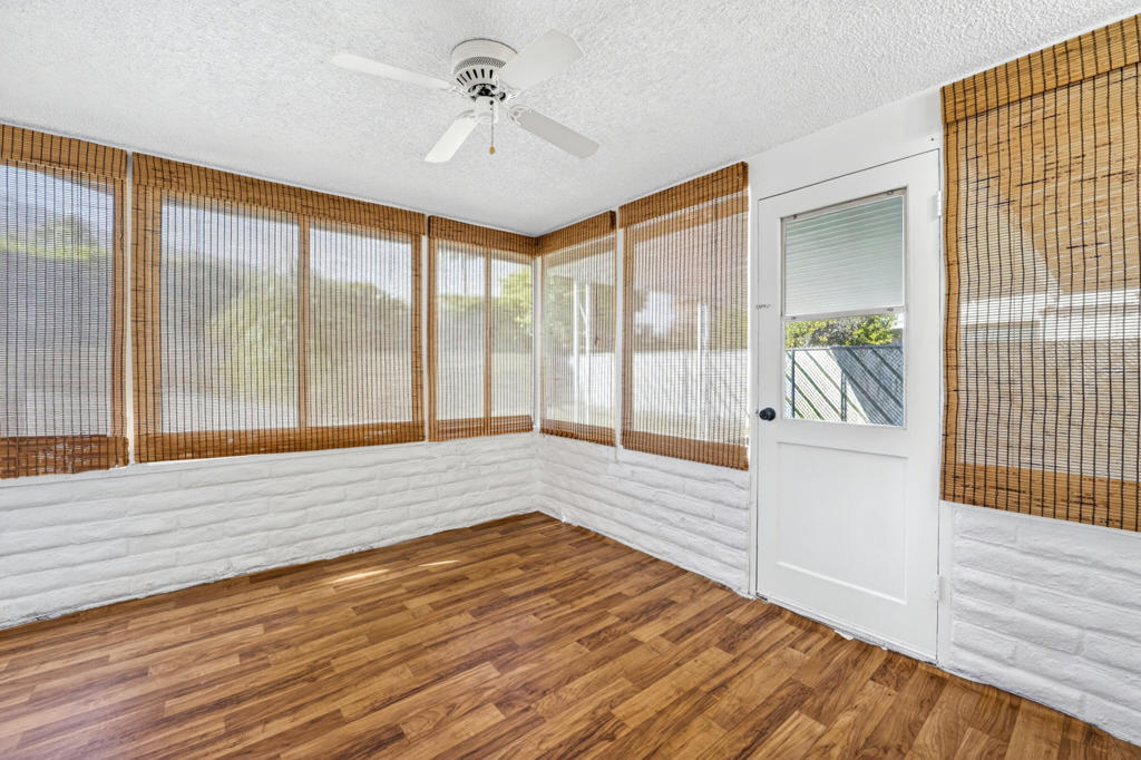 Movie Colony East - Residential