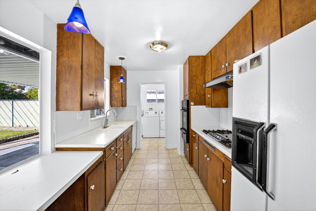 Movie Colony East - Residential