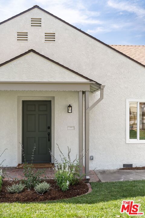 3139 Glenrose Avenue
