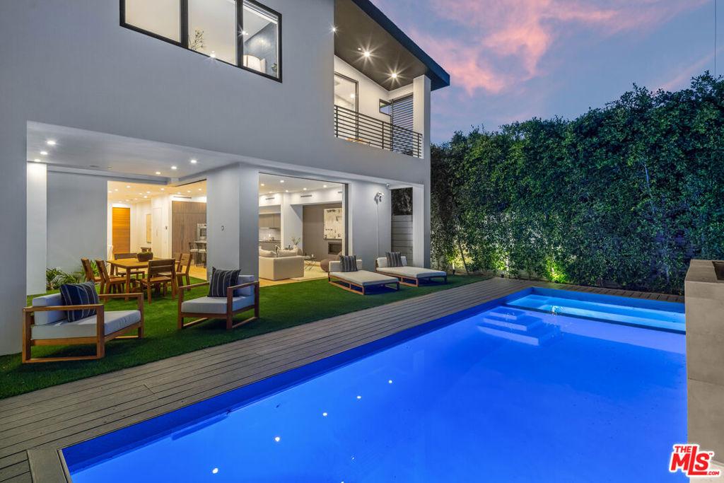 374 Huntley Drive